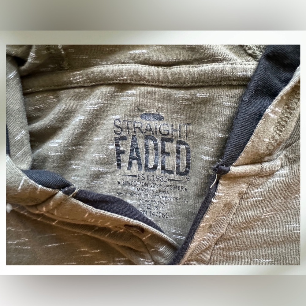 Straight Faded Hunter Green Lightweight Hooded Long Sleeve Top Size Large EUC - Picture 7 of 7